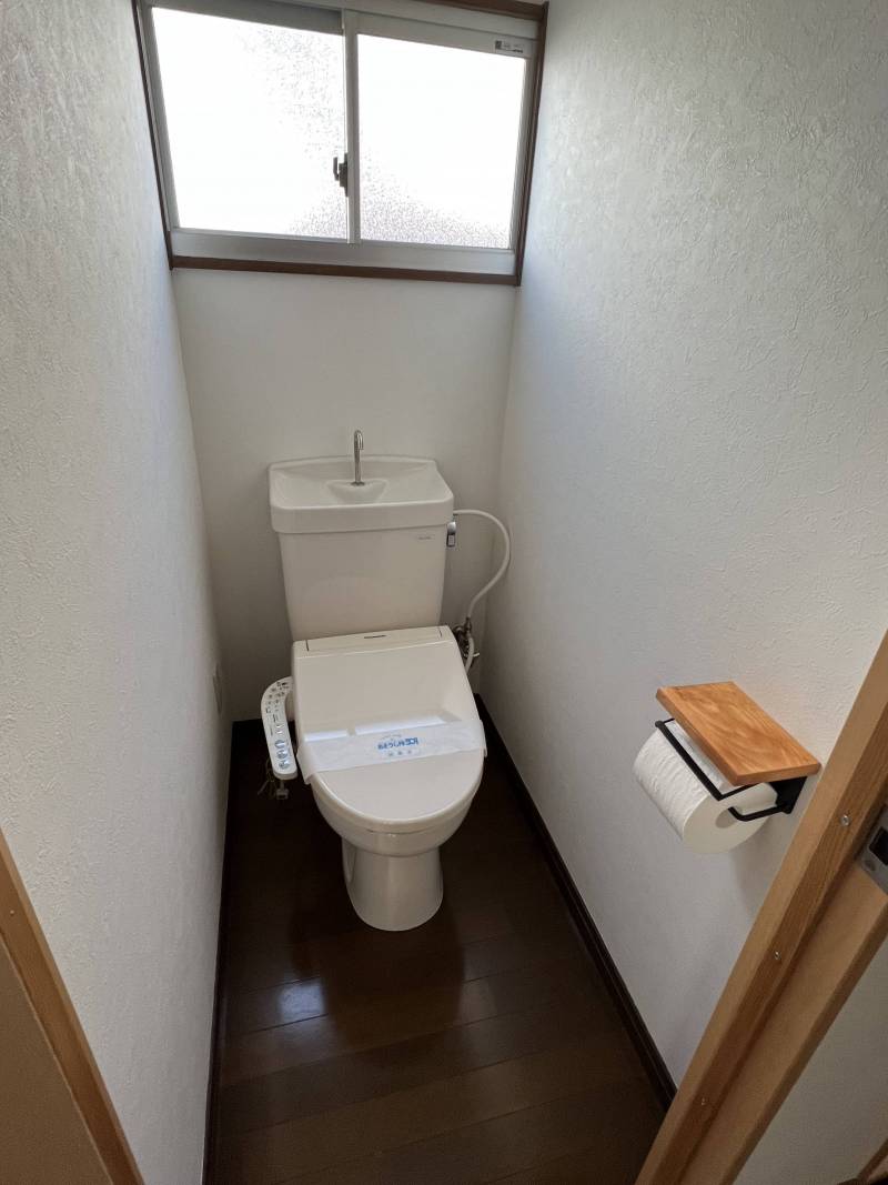 ウォシュレットは新規に交換済です