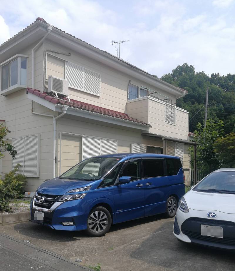 駐車場2台　余裕持って入れられます