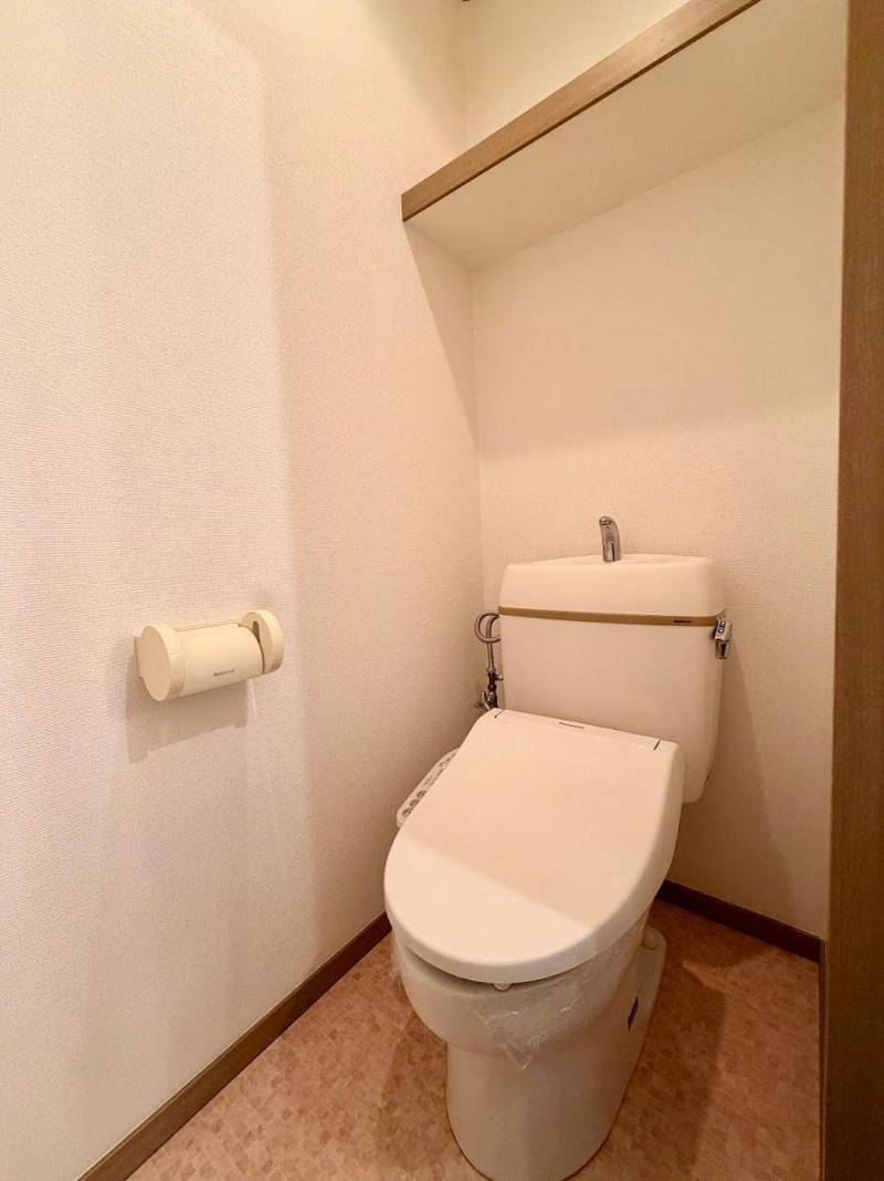 温水洗浄便座付トイレ