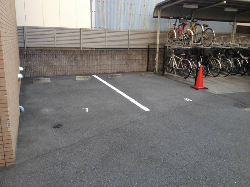 駐車場・駐輪場