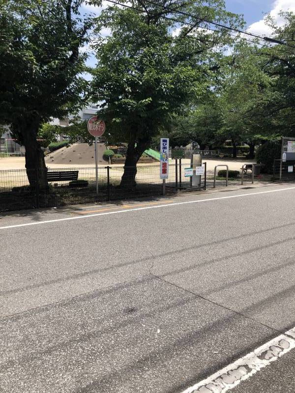 物件の前が、公園