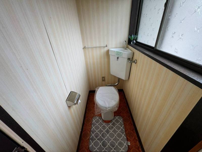 2階トイレの便座を新調しました♪