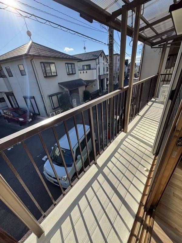 日当たり抜群のバルコニーでお洗濯物が良く乾きますね！