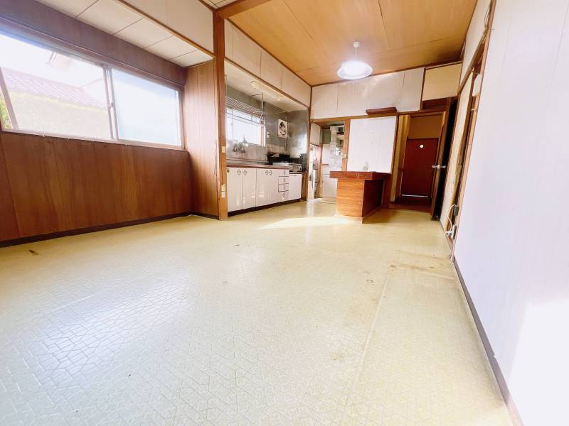 広いダイニングキッチン