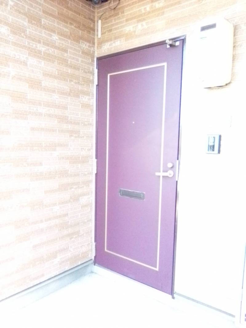 角部屋だから落ち着いた佇まいの玄関♪※写真103