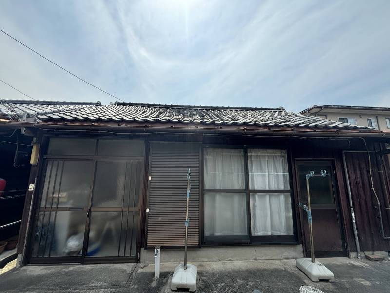 静かな住宅街にある平屋建て