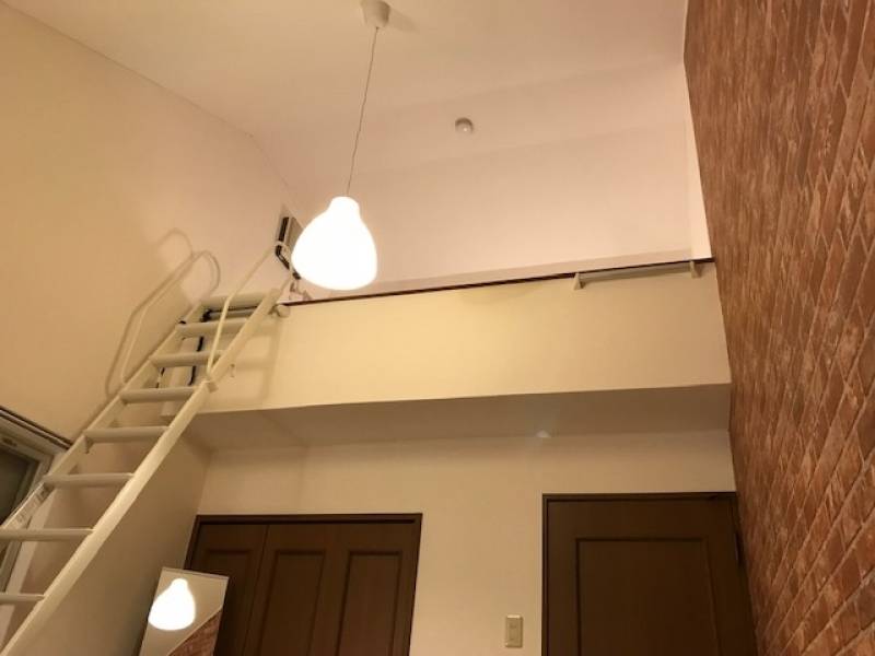 天井高があるお部屋でロフトも広いです♬