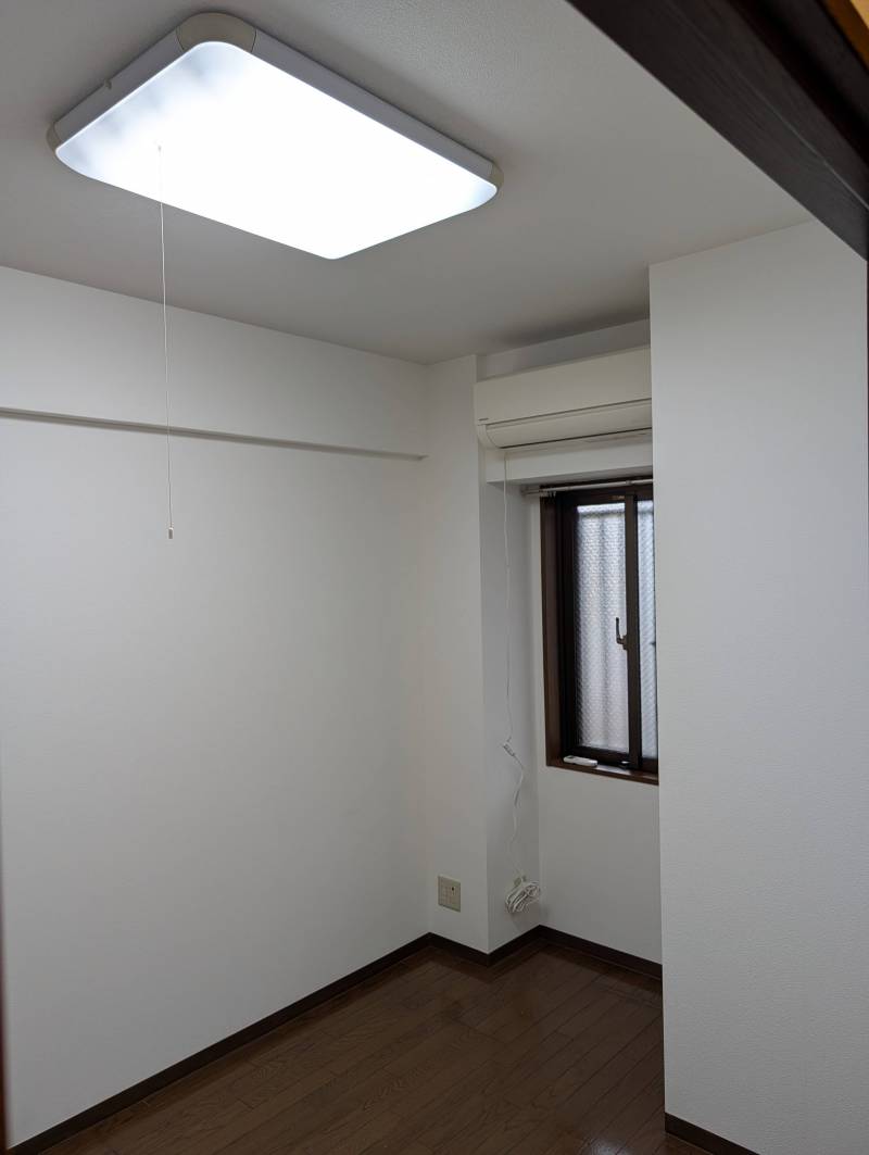 エアコン、洋室１