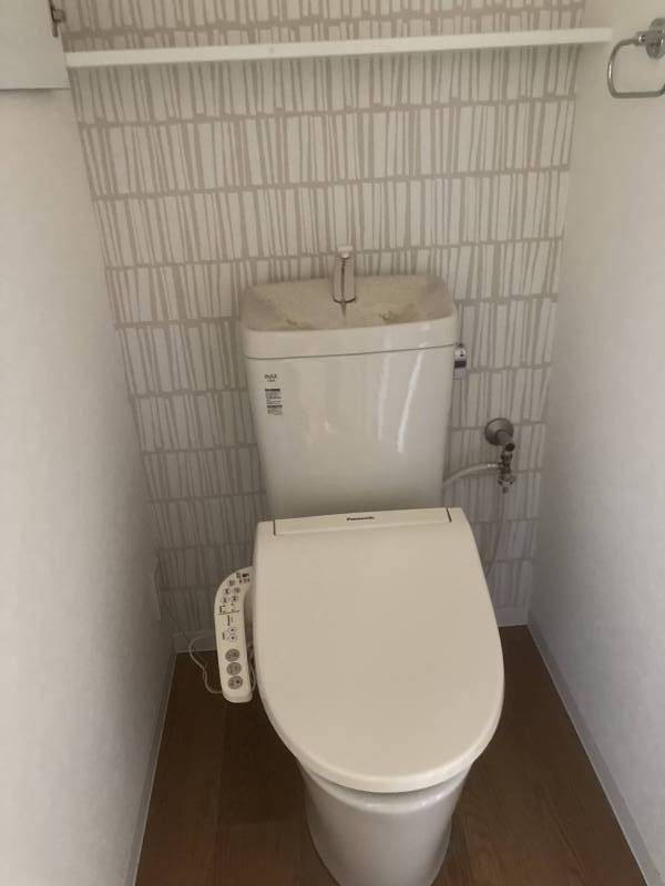 シャワートイレ