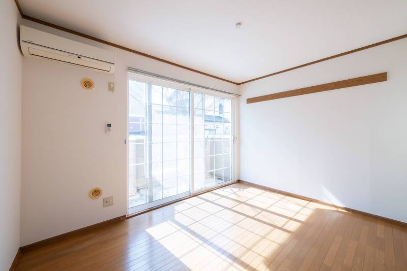 広々フローリング部屋