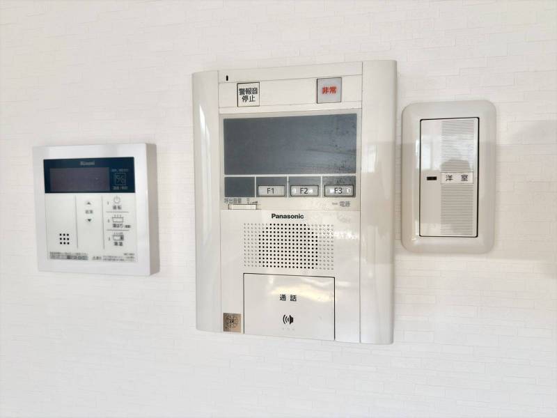 オートロック操作盤　給湯器リモコン