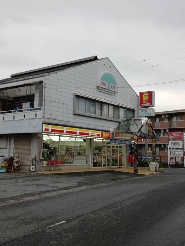 デイリーヤマザキ約350m徒歩4分
