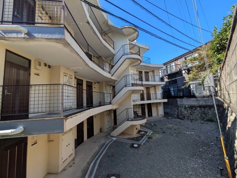 医学部グランド至近