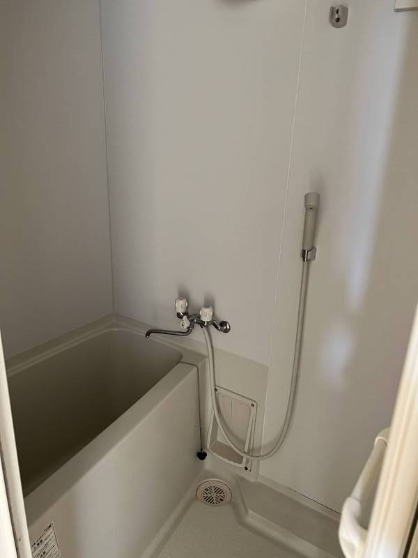 この家賃帯でもバス・トイレ別です