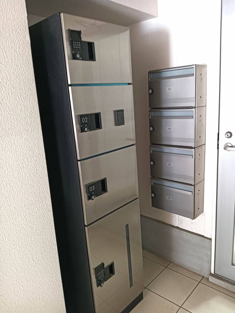 宅配ボックス