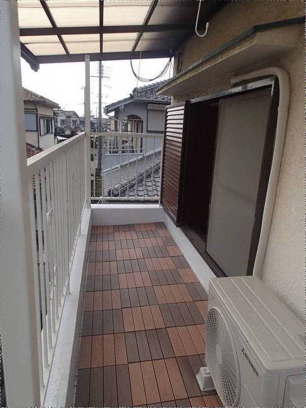 バルコニーは南向きです。