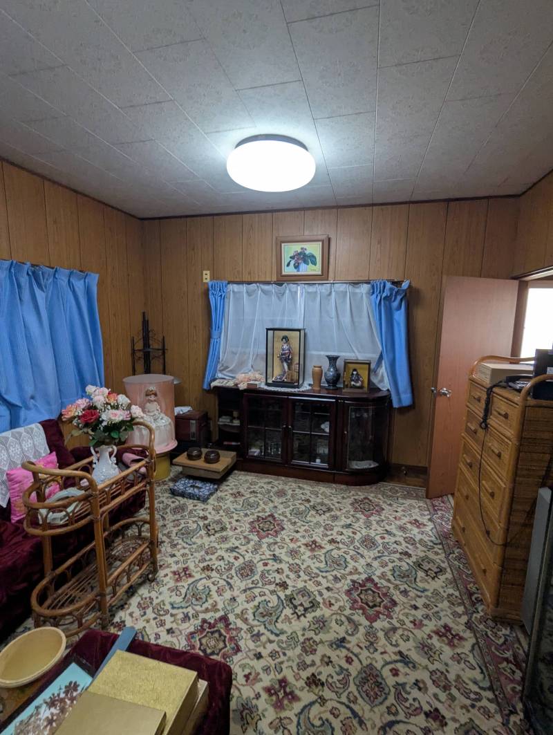 残置物は大家が処分いたします。