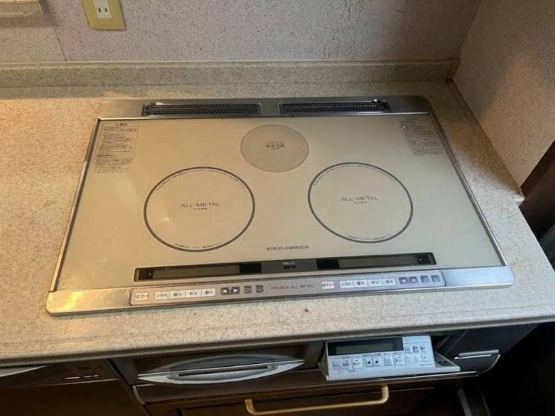 お手入れ簡単なIHコンロ。火を使わず安心