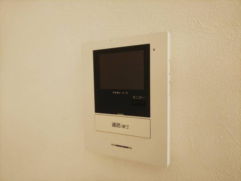 TVモニター付インターフォンで防犯上も安心♪