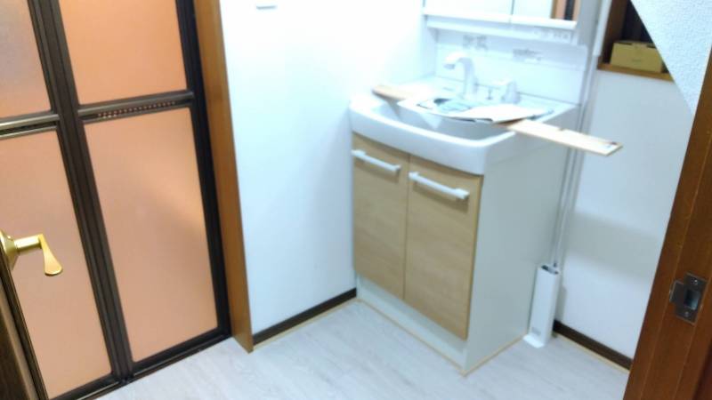 洗面台と室内選択置き場
