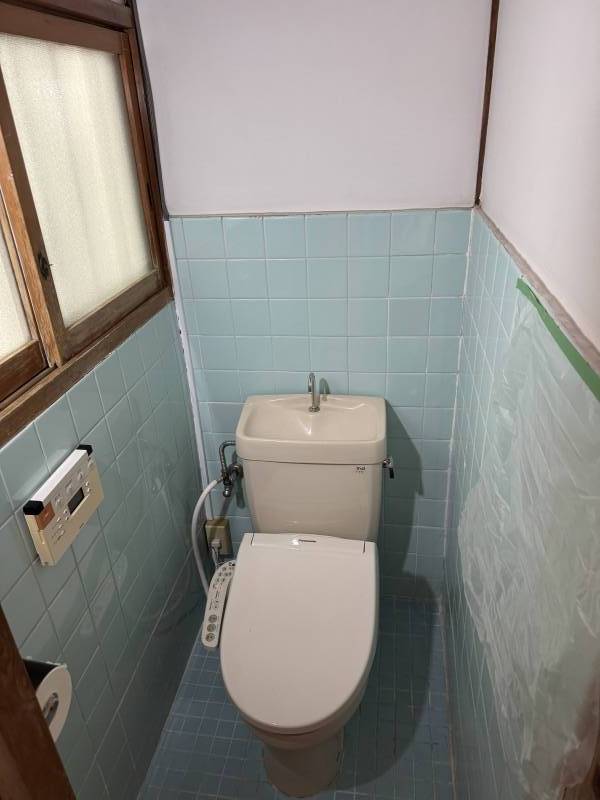 トイレはパナソニックのウォシュレット付き温水便座