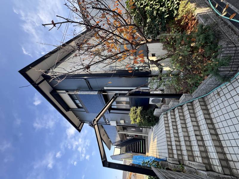 みどりが多いです。
最近外壁塗装しました。