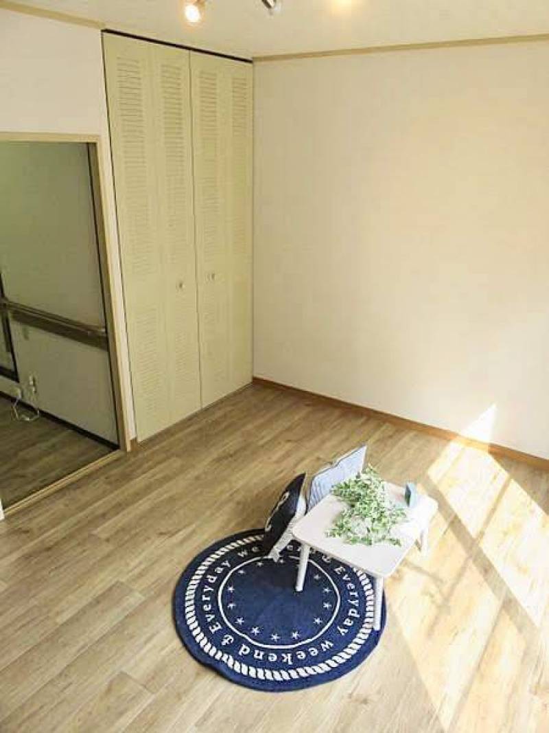 大型クローゼット完備で愁能力抜群！