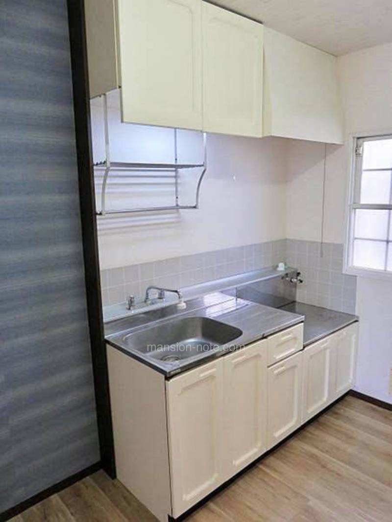 1Kにしては広めのキッチンで、２口ガスコンロが設置できます！