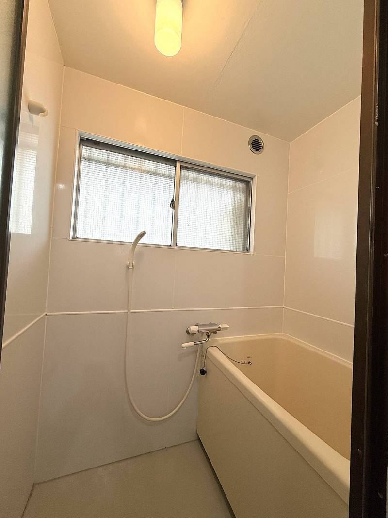 浴室もリフォーム済！