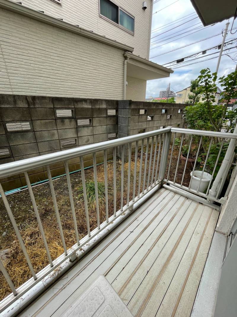 ベランダは南向きで日当たり良好