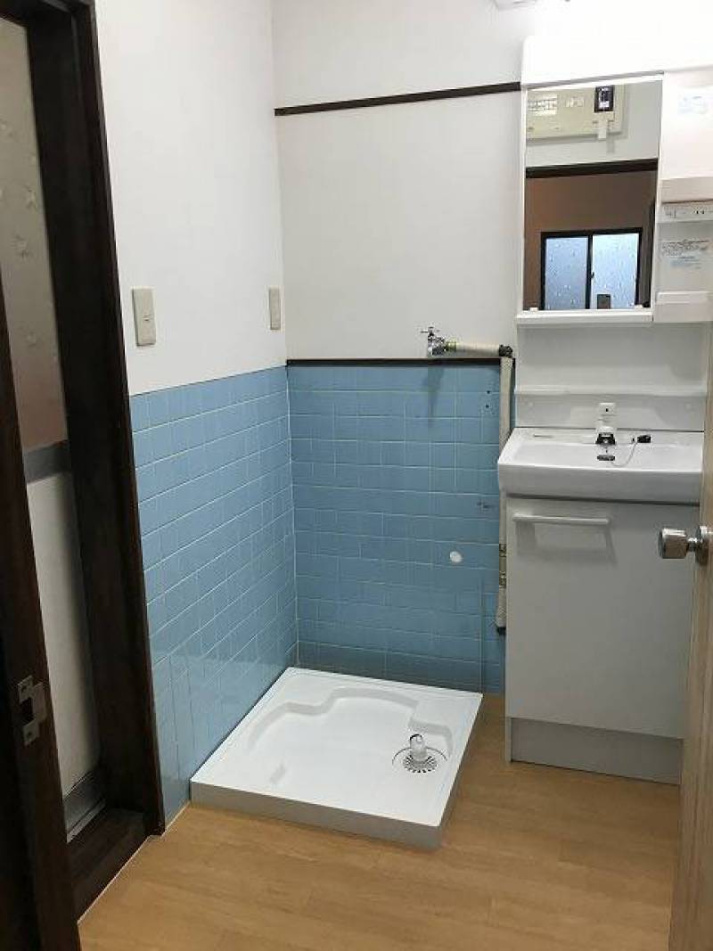 洗濯バン、洗面台