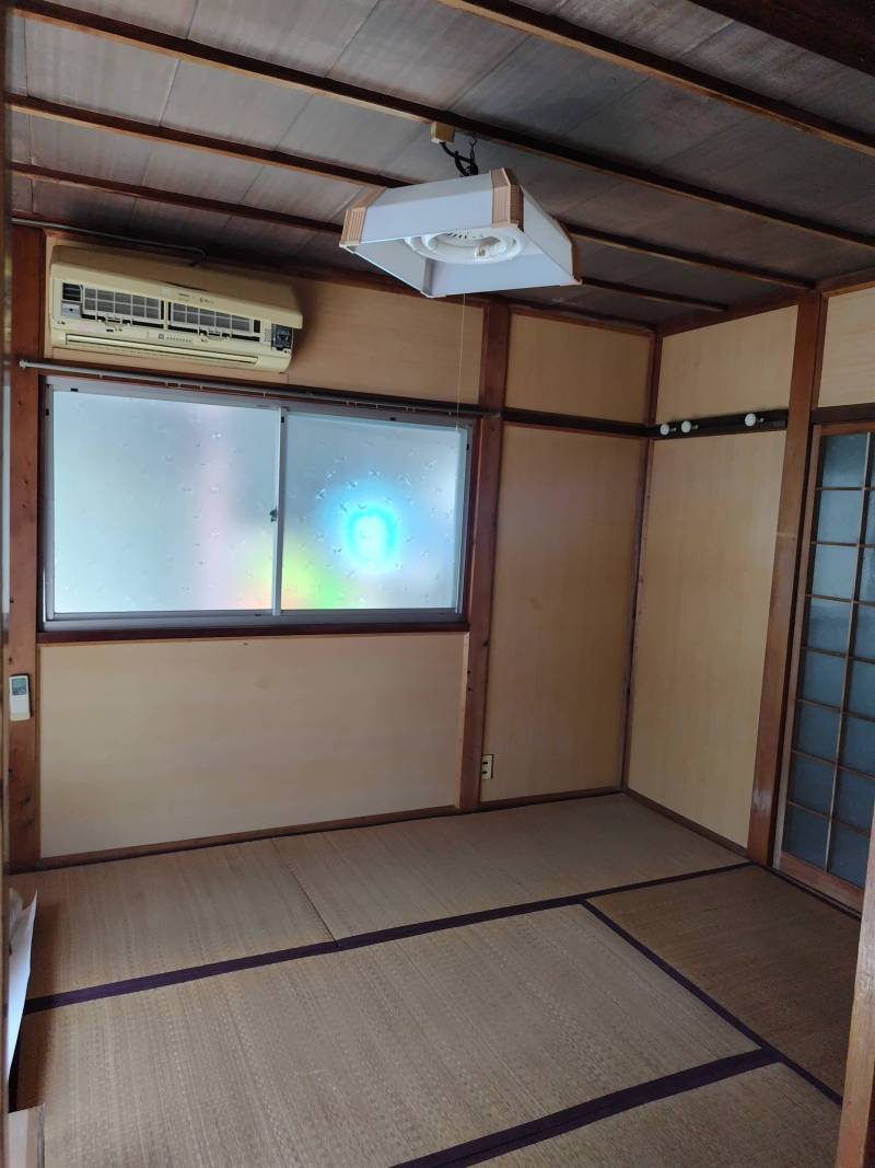 玄関左和室