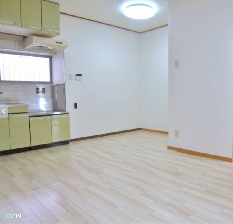 各部屋にLEDシーリングライト付き。