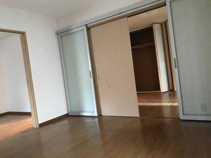 リビングも十分な広さで、２人でも余裕です。