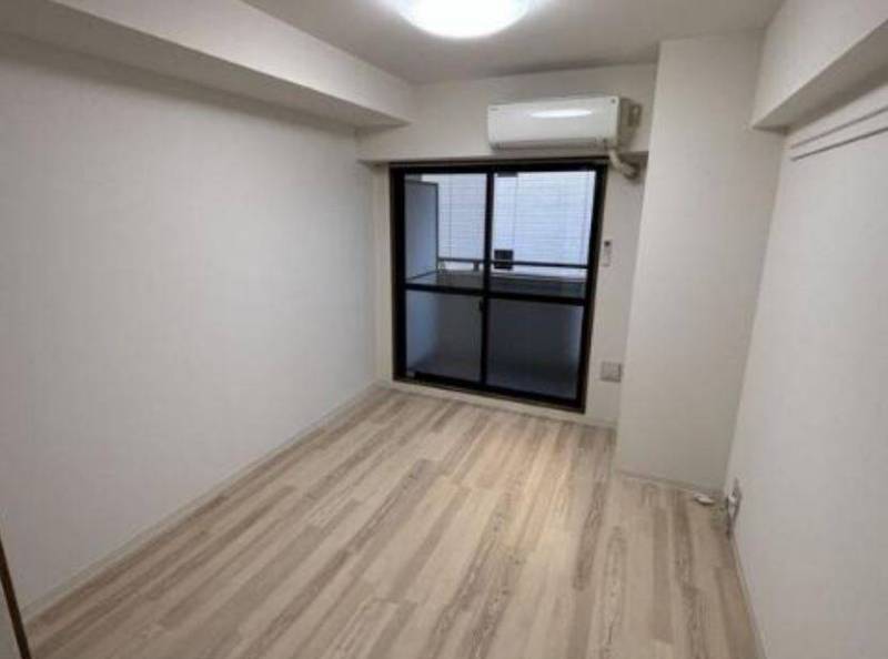 調光調色機能付LEDで温かみのある光に調整可能です。