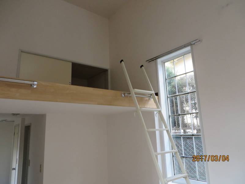 ロフト付きで１Rなのに広々！