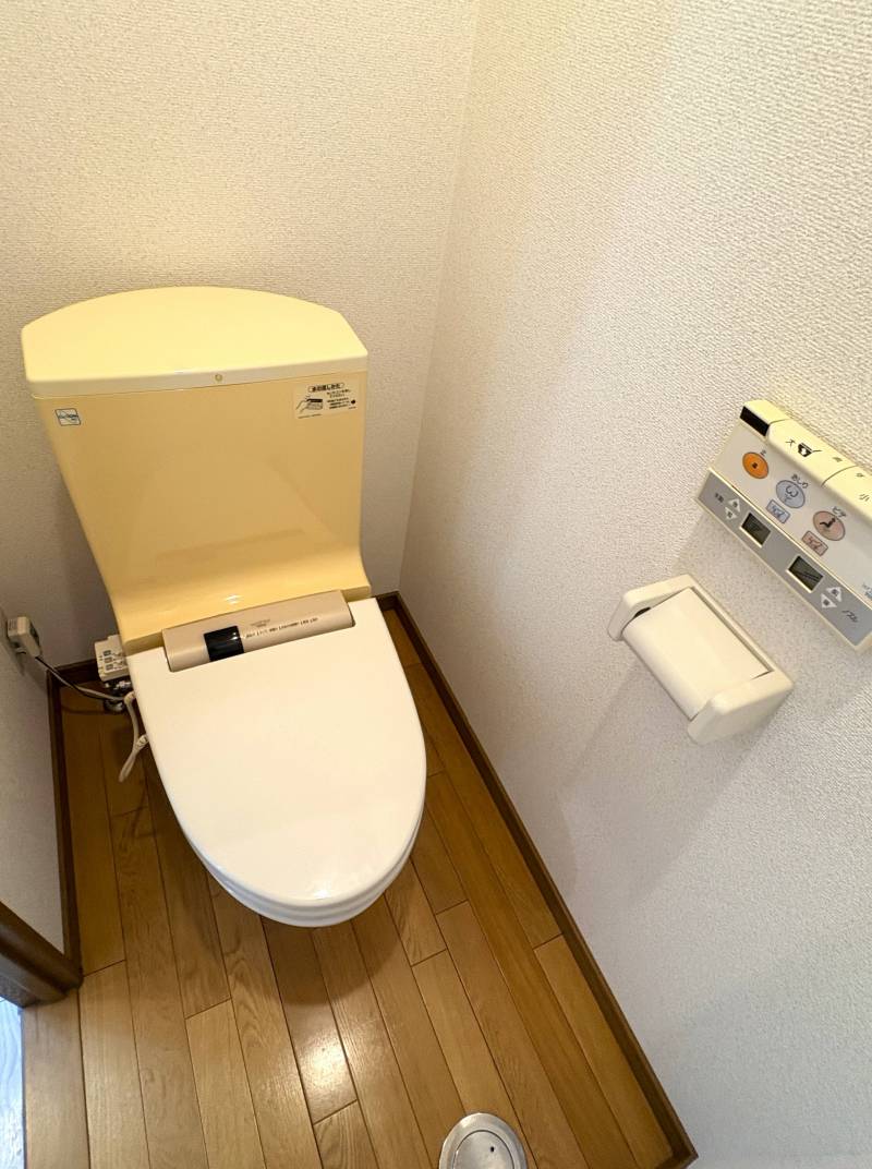 ウォシュレット付き