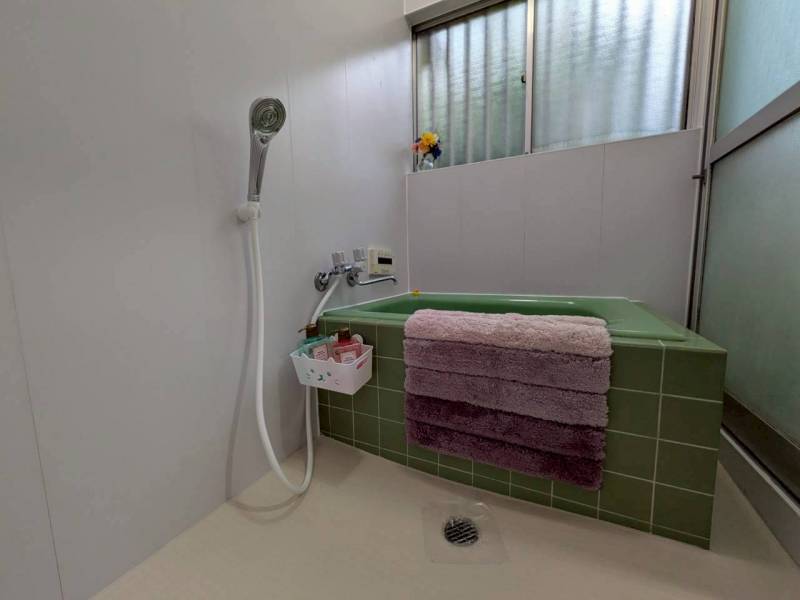 シャワーはリファを備え付け