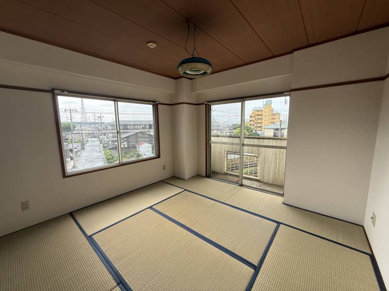 南向き角部屋の居室