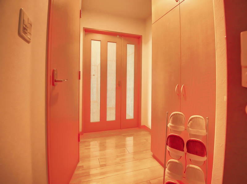 大型シューズクロゼット
人感センサーライト