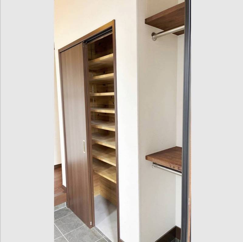 下足箱も容量大きくブーツや長靴も入ります。