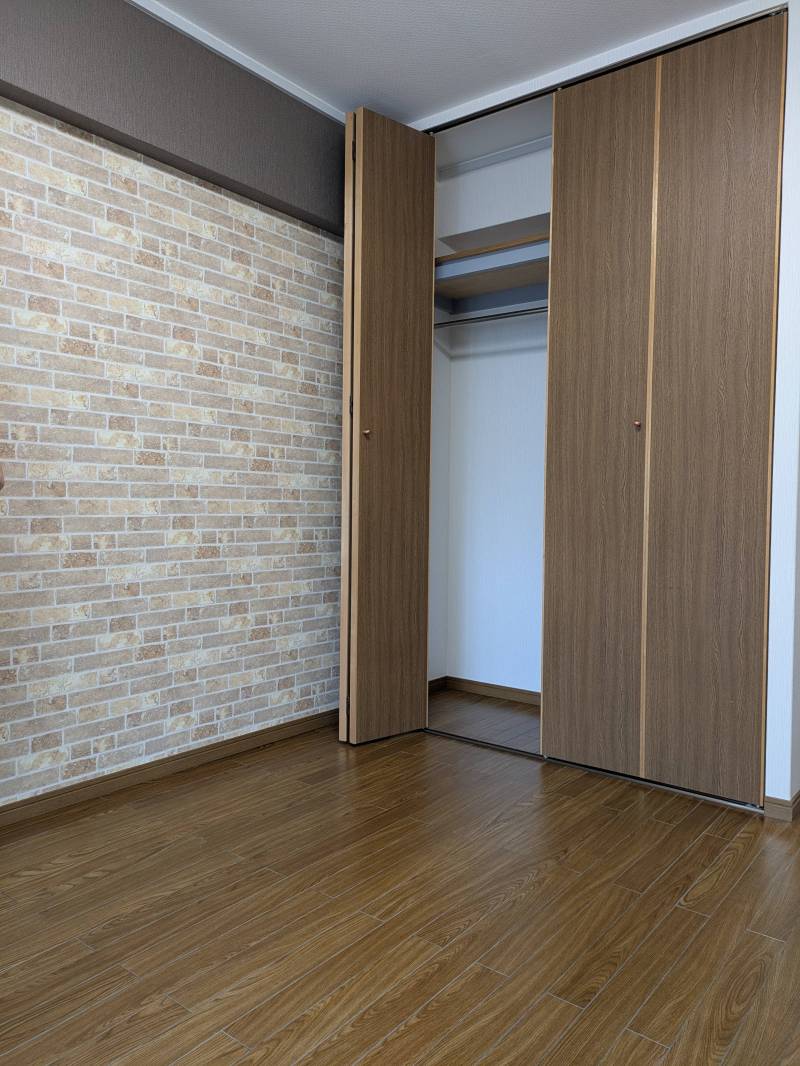 2部屋目のクローゼット　しっかり収納できますね！