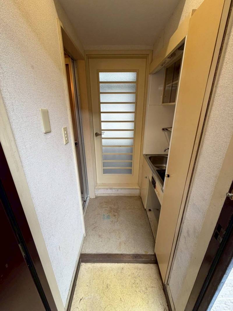 キッチン・廊下