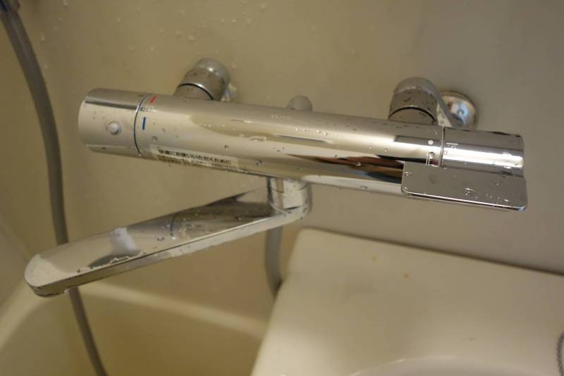 サーマルタイプで温度が一定です。水量もたっぷりです。