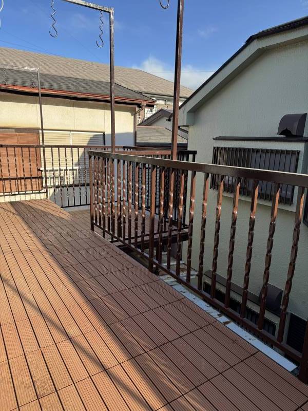 ベランダは日当たり良好です