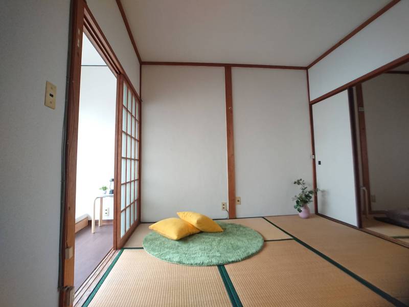 快適に寛げる６畳間&times;２