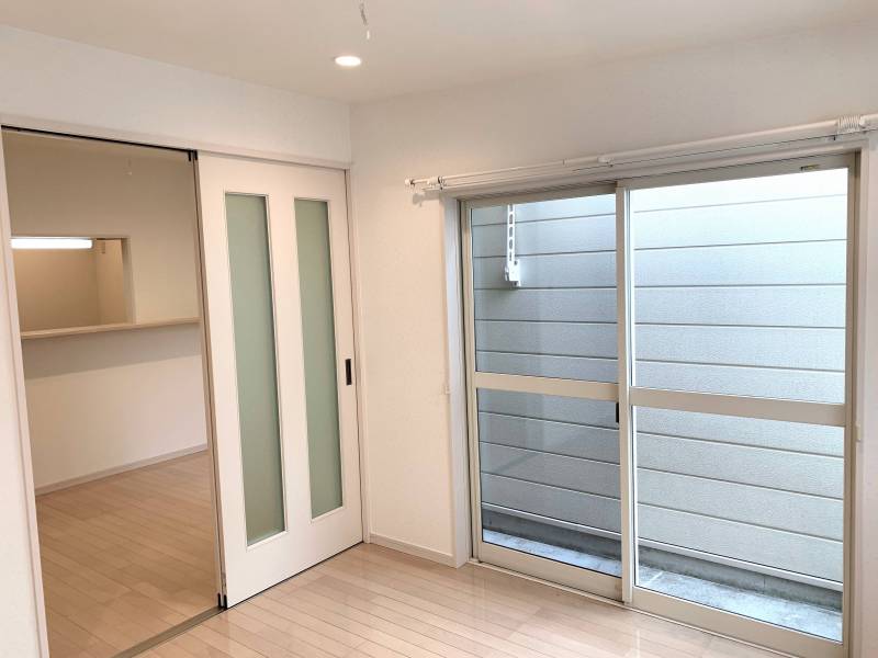 【寝室からリビングのデザイン】