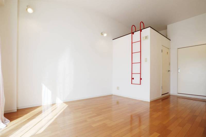 高さがあるので開放感がありますよ