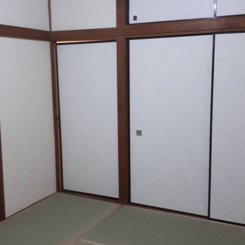 ２階和室①-１
６帖　２面採光！