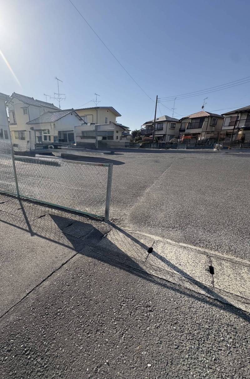 徒歩圏内に柿沼駐車場提携。普通車〜大きめの車もOKです♪